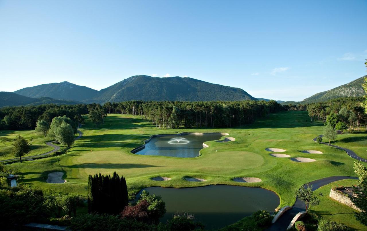 Château et Golf De Taulane Hotel La Martre Quarto foto